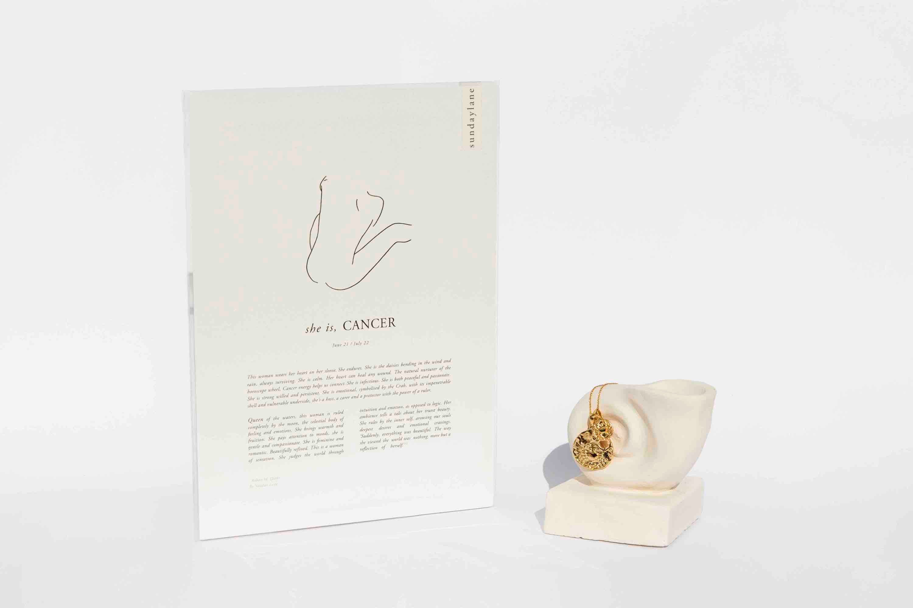 THE PERFECT GIFT FOR LOVERS OF ALL THINGS CELESTIAL