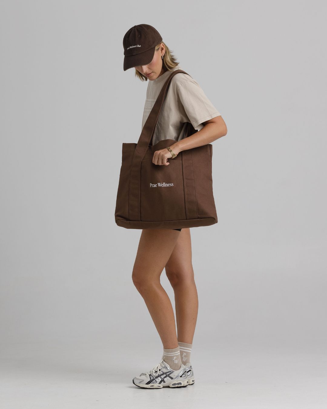 Prae Wellness Canvas Tote – Brown