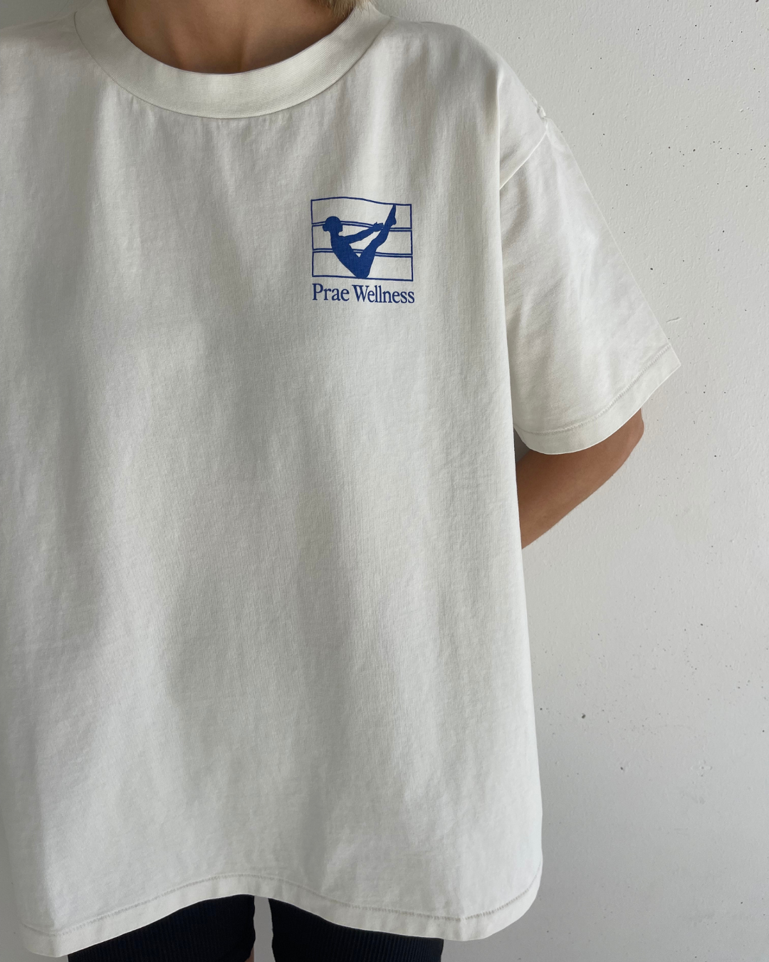 Movement T-Shirt – Cream / Royal Blue General by Prae Wellness - Prae Wellness