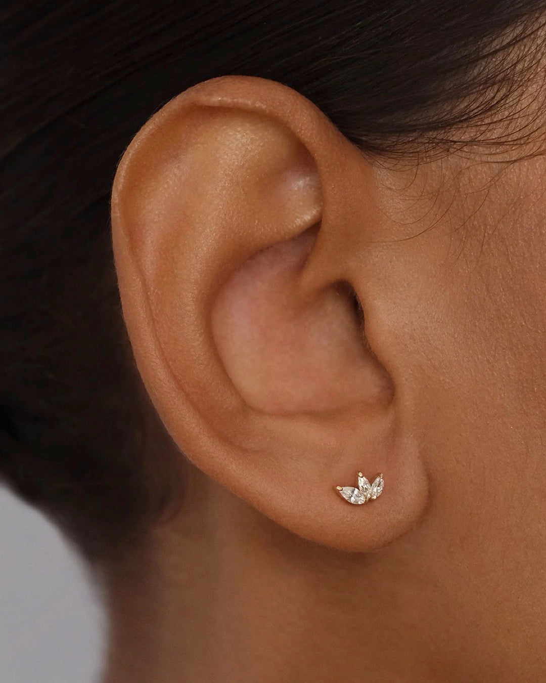 14k Gold Blooming Lotus Crystal Stud Earring - Prae Store
